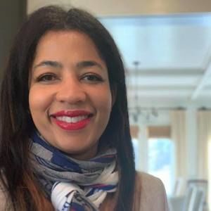 Meet your Posher, Julia